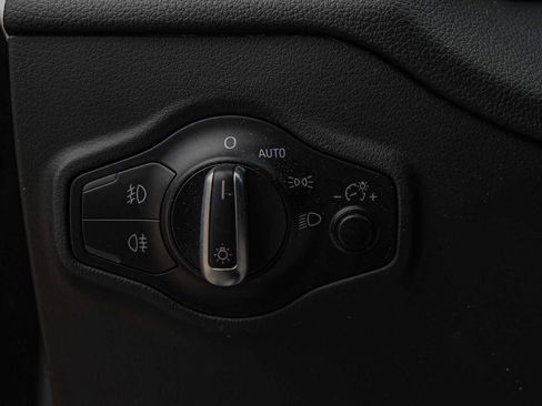 Used 2015 Audi Q5 2.0T Premium Plus w/ Technology Package image 22