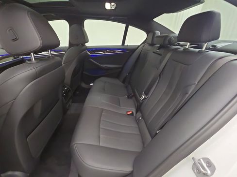 Certified 2022 BMW 530i xDrive 530i xDrive w/ M Sport Package image 24