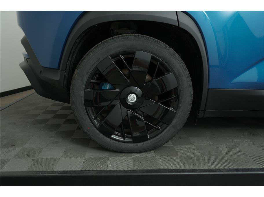 Used 2023 Fisker Ocean Extreme AWD/4WD image 13