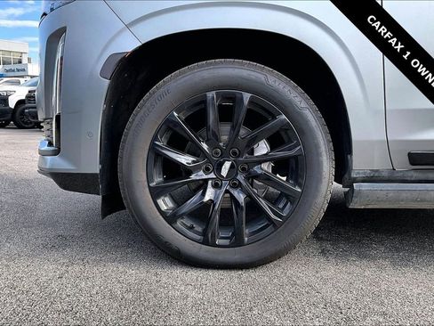 Used 2023 Cadillac Escalade ESV Sport Platinum w/ LPO, ONYX Package image 34