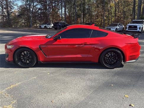 Used 2020 Ford Mustang Shelby GT350 w/ Technology Package image 30