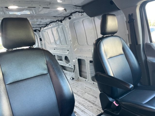 Used 2020 Ford Transit 250 Low Roof RWD image 13