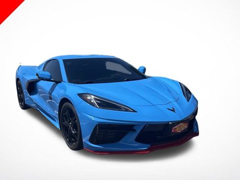 Used 2022 Chevrolet Corvette Stingray Coupe w/ 1LT RWD image 1