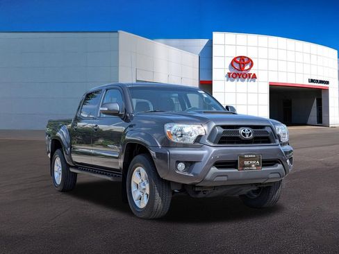 Used 2014 Toyota Tacoma 4x4 Double Cab w/ TRD Sport Package image 6