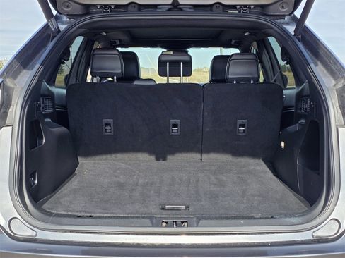 Used 2022 Ford Edge ST-Line image 25