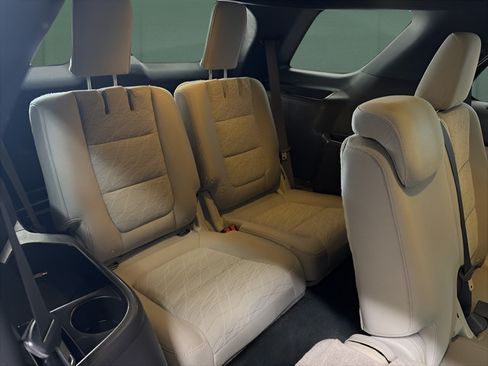 Used 2015 Ford Explorer 4WD image 14