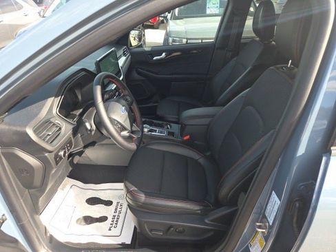 New 2026 Ford Escape ST-Line w/ Tech Pack #1 image 13