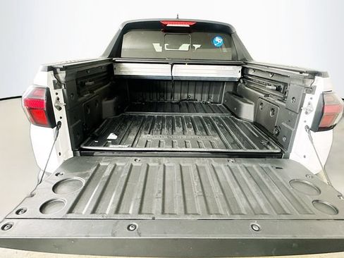 Used 2023 Hyundai Santa Cruz Limited AWD/4WD image 33