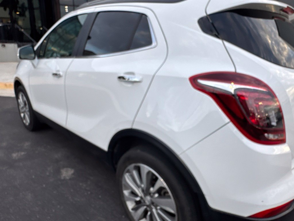 Used 2018 Buick Encore Preferred FWD image 3