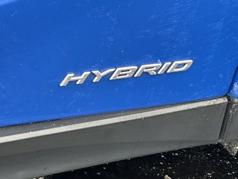 Used 2022 Lexus UX 250h w/ Premium Package image 12