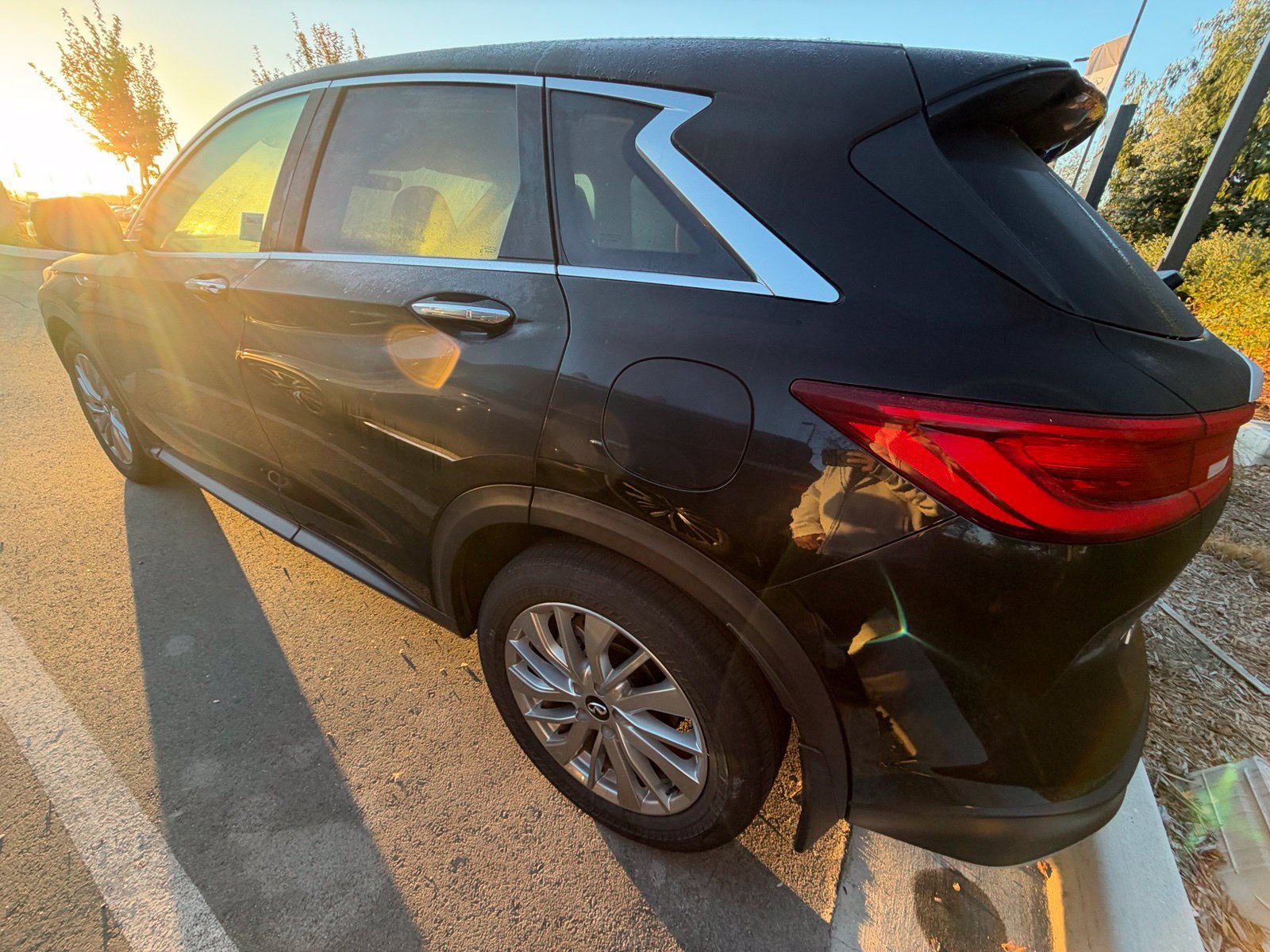 Used 2023 INFINITI QX50 Pure AWD/4WD image 4