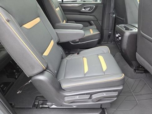 Used 2023 GMC Yukon XL AT4 AWD/4WD image 24