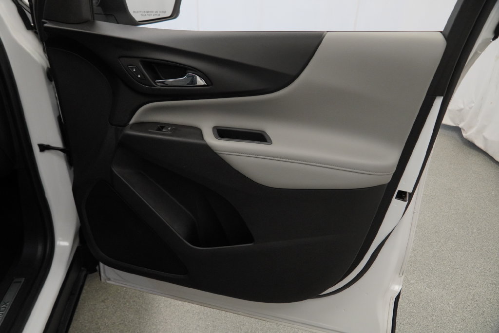 Used 2018 Chevrolet Equinox Premier FWD image 37