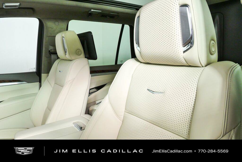 New 2026 Cadillac Escalade Platinum Sport w/ LPO, ONYX Package AWD/4WD image 6