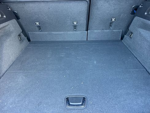 Used 2025 Cadillac Lyriq Sport image 17