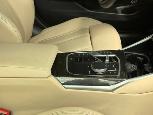 Used 2023 BMW 330i Sedan w/ Premium Package RWD image 5