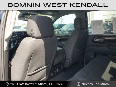 Used 2023 GMC Sierra 1500 SLE image 17