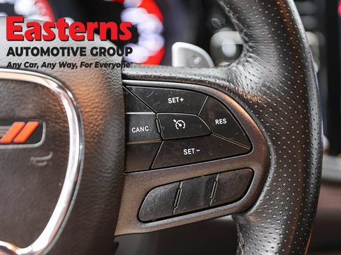 Used 2025 Dodge Durango GT RWD image 16
