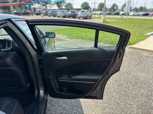 Used 2018 Dodge Charger GT AWD/4WD image 17
