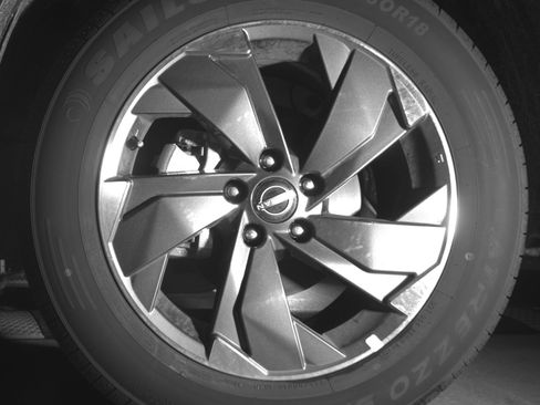 Used 2025 Nissan Rogue SV image 12