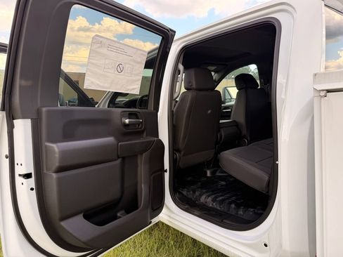New 2025 GMC Sierra 3500 Pro w/ Convenience Package AWD/4WD image 24