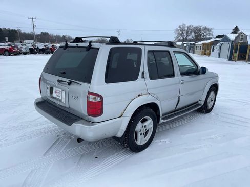 Used 2002 INFINITI QX4 4WD w/ (X03) Heated Seats Pkg image 4