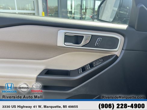 Used 2020 Ford Explorer XLT w/ Class III Trailer Tow Package AWD/4WD image 23