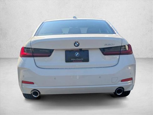 Used 2025 BMW 330i Sedan w/ Convenience Package image 7