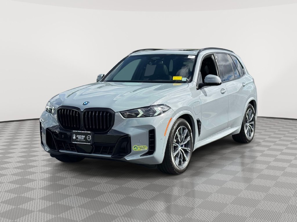 Used 2024 BMW X5 xDrive50e w/ M Sport Package AWD/4WD image 2