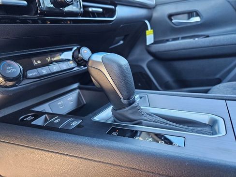 New 2026 Nissan Kicks SV image 11