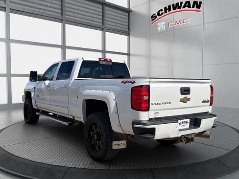 Used 2019 Chevrolet Silverado 2500 High Country AWD/4WD image 6