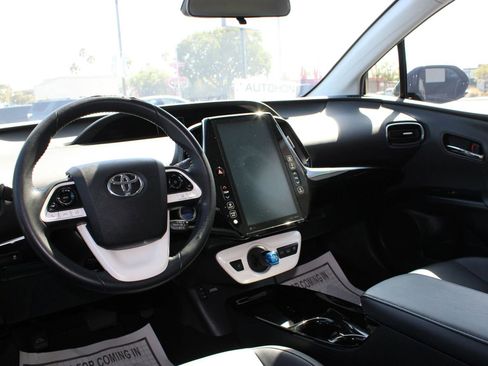 Used 2018 Toyota Prius Prime Premium w/ Carpet Mat Package FWD image 15