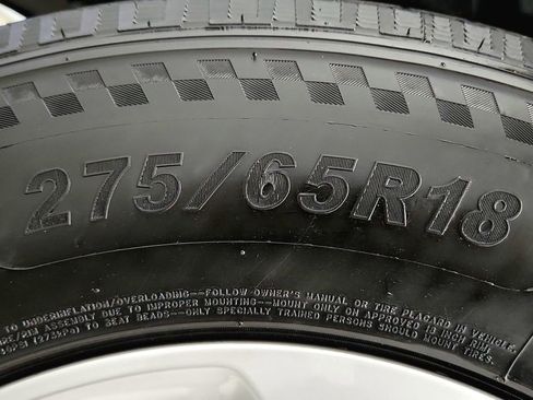 Used 2020 RAM 1500 Laramie AWD/4WD image 38