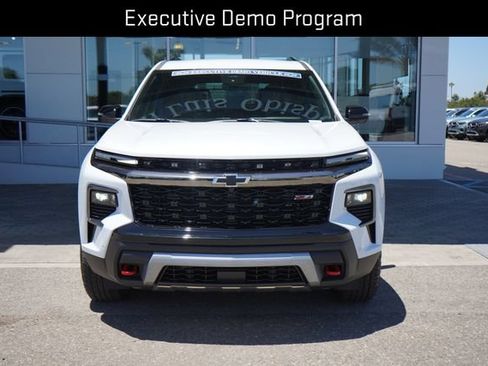 Used 2026 Chevrolet Traverse Z71 w/ Enhanced Driving Package AWD/4WD image 3