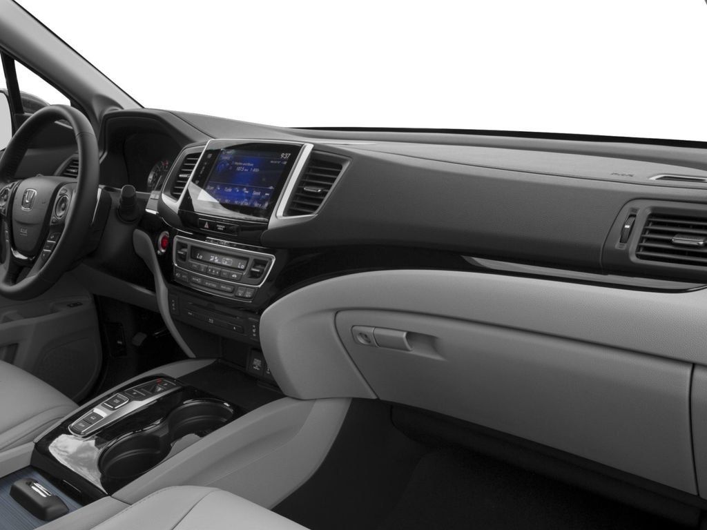 Used 2016 Honda Pilot Touring image 14