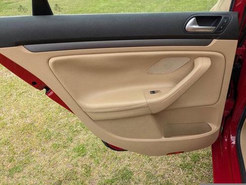 Used 2008 Volkswagen Jetta Sedan image 24