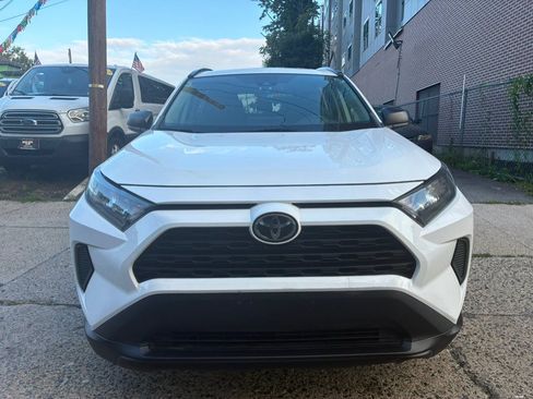 Used 2019 Toyota RAV4 LE w/ All Weather Liner Package AWD/4WD image 2