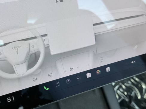 Used 2021 Tesla Model 3 Standard Range Plus image 69