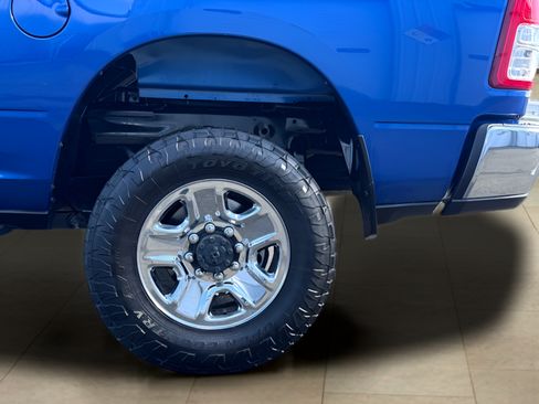 Used 2019 RAM 2500 Big Horn AWD/4WD image 39