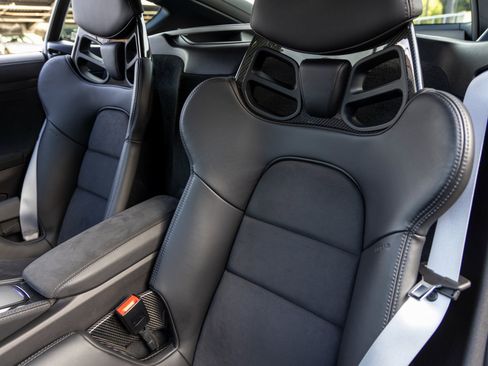 Certified 2024 Porsche 718 Cayman GT4 image 27