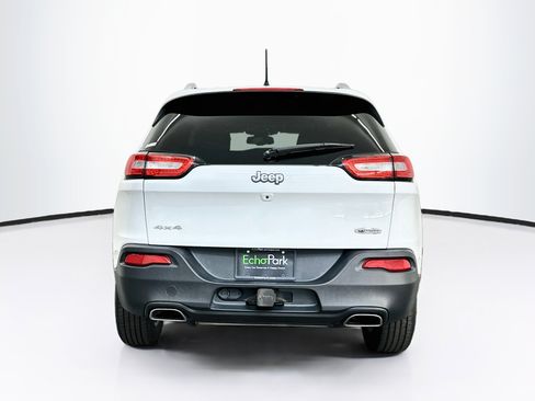 Used 2015 Jeep Cherokee Latitude w/ Comfort/Convenience Group AWD/4WD image 7