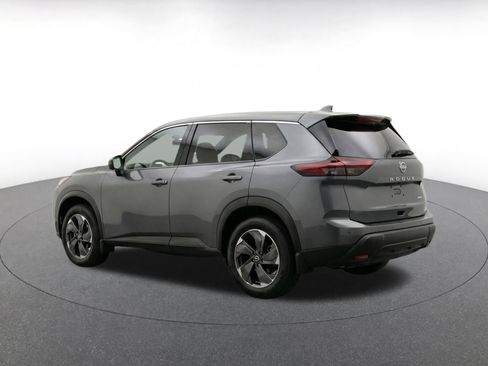 Used 2025 Nissan Rogue SV FWD image 7