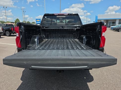 Used 2022 Chevrolet Silverado 1500 RST w/ Convenience Package II AWD/4WD image 13