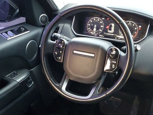 Used 2018 Land Rover Range Rover Sport SE image 27