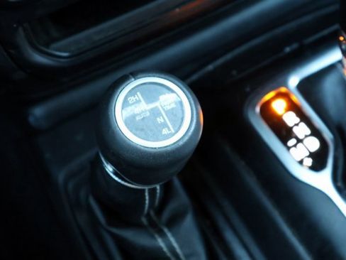 Used 2023 Jeep Wrangler Unlimited Sahara w/ Cold Weather Group image 8