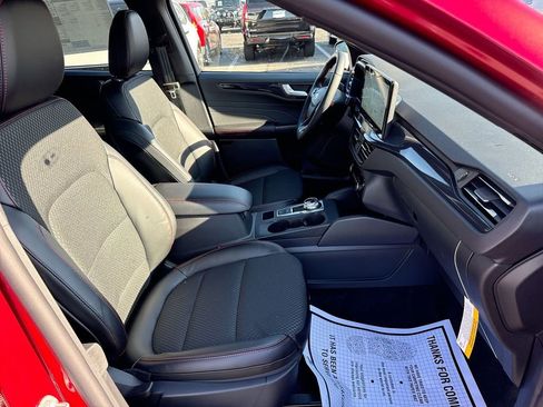 New 2026 Ford Escape ST-Line w/ Tech Pack #1 AWD/4WD image 22