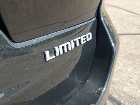 Used 2024 Jeep Grand Cherokee L Limited image 28