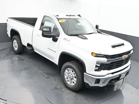 New 2025 Chevrolet Silverado 2500 LT image 35