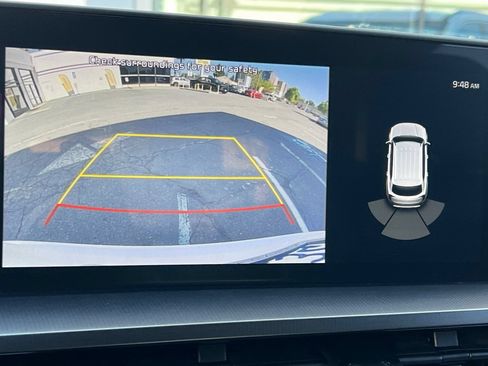 Used 2024 Kia Telluride S FWD image 27