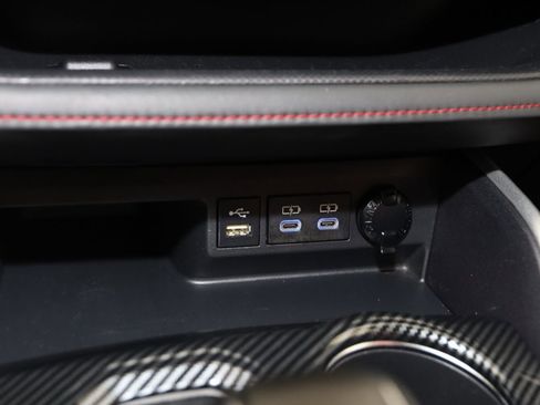 Used 2022 Toyota Highlander XSE image 31